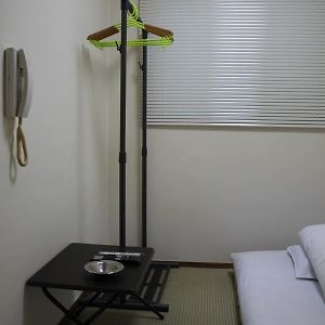 Single Room Smoking
